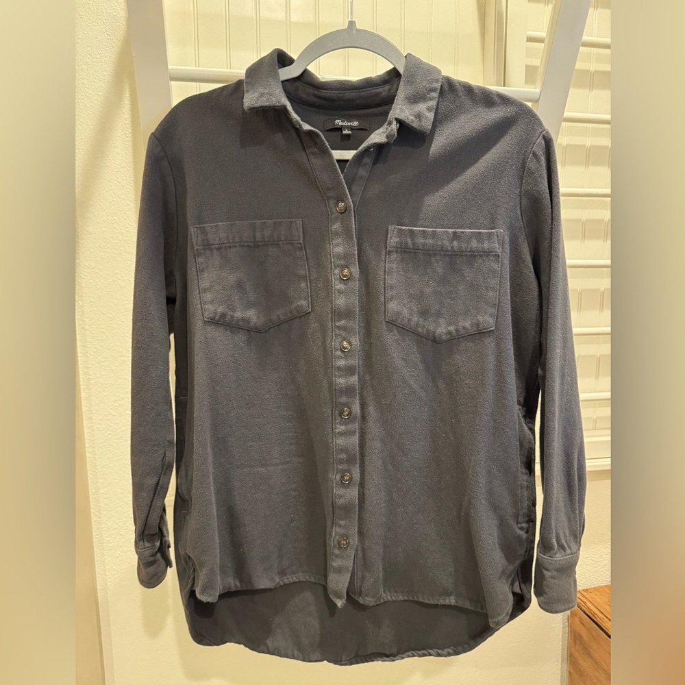Madewell flannel button down shirt with side pockets
